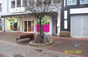 Polizeiinspektion Nienburg / Schaumburg: POL-STH: Vorsätzliche Sachbeschädigung an Fahrrad