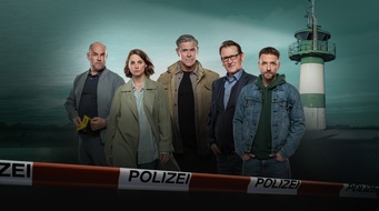 ARD Das Erste: 12 Folgen, 13 Fälle: Die Vorabend-Serie "Morden im Norden" meldet sich ab 24. November mit neuen Episoden und am 5. Januar 2026 mit dem Spielfilm "Weil du böse bist" zurück