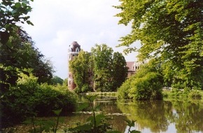 Deutsche Bundesstiftung Umwelt (DBU): DBU: Historische Parks und Bauwerke als Klimaschützer sichtbar machen