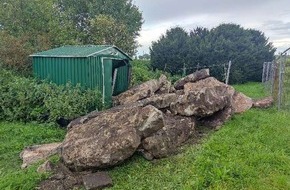 Polizeiinspektion Verden / Osterholz: POL-VER: 20 Tonnen Bauschutt illegal entsorgt (jetzt nachträglich mit Foto)