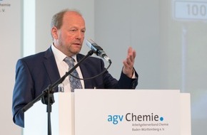 Arbeitgeberverband Chemie Baden-Württemberg e.V.: Vorstand der Chemie-Arbeitgeber in Baden-Württemberg neu gewählt: Europäische Integration ist auch für die chemische und pharmazeutische Industrie Erfolgsfaktor / Personalien