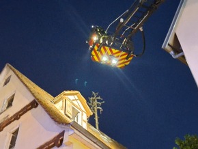 KFV-CW: Brand in Calwer Innenstadt endet glimpflich / Mehrere Feuerstellen in leerstehendem Haus