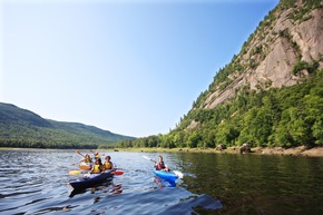Kajak- und Kanutouren in Québec: Ostkanadische Provinz lädt zu unvergesslichen Wasserabenteuern ein