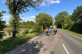 Feuerwehr Schermbeck: FW-Schermbeck: Verschmutzte Fahrbahn