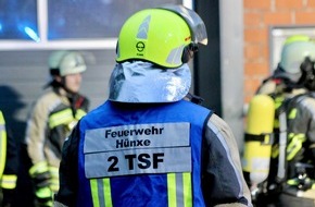 Freiwillige Feuerwehr H&uuml;nxe: FW H&uuml;nxe: Ausgel&ouml;ste Brandmeldeanlage in Bruckhausen