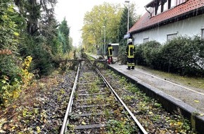 Feuerwehr Dortmund: FW-DO: 22.10.2021 - UNWETTERBILANZ Sturmtief Ignatz hält Feuerwehr in Atem