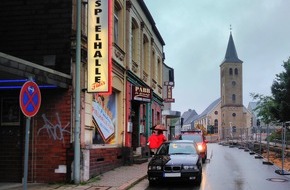 Feuerwehr Heiligenhaus: FW-Heiligenhaus: Falschparker behindern Feuerwehr erneut (Meldung 15/2017)