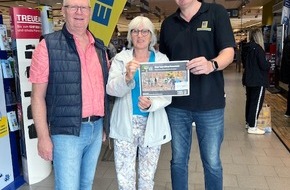 Edeka Südwest: Presse-Information: Pflanzaktion gewinnt beim Naturschutzwettbewerb „Unsere Heimat & Natur“