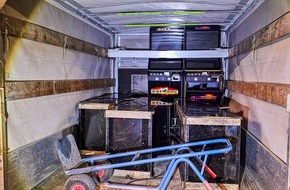 Polizeipräsidium Südhessen: POL-DA: Dieburg, Münster und Babenhausen: Behördenübergreifende Gewerbekontrollen / Über 40 Personen überprüft und acht Geldspielautomaten sichergestellt