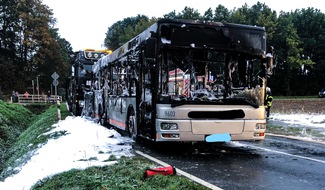 Kreispolizeibehörde Wesel: POL-WES: Sonsbeck - Brand eines Busses