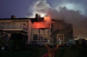 Feuerwehr Detmold: FW-DT: Wohnungsbrand mit Menschenleben in Gefahr - 6 Personen gerettet