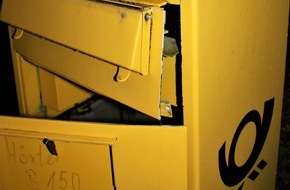 Kreispolizeibehörde Höxter: POL-HX: Briefkasten in Höxter aufgesprengt