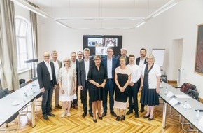 Leibniz-Institut für Bildungsverläufe: Bayern will Ausbildung von Lehrkräften modernisieren: Empfehlungen dazu kommen auch aus Bamberg