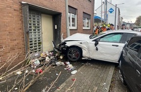 Feuerwehr Oberhausen: FW-OB: Verkehrsunfall auf der Mülheimer Straße in Oberhausen