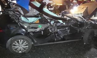 Polizeiinspektion Wismar: POL-HWI: Verkehrsunfall am Autobahnkreuz Wismar