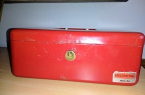Polizeiinspektion Celle: POL-CE: Celle - Wer vermisst eine rote Geldkassette von "Melsmetall"?