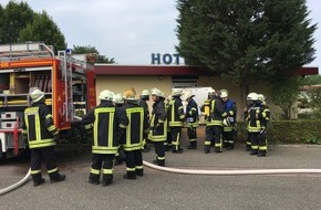 Freiwillige Feuerwehr Kalkar: Feuerwehr Kalkar: ÜBUNG im Wunderland Kalkar- Feuer in der Westernbar