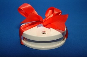 Deutscher Feuerwehrverband e. V. (DFV): Rauchmelder als Geschenk in den Nikolausstiefel / DFV appelliert: Überraschen Sie Ihre Lieben mit einem kleinen Lebensretter (mit Bild)