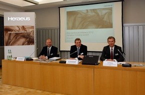 Heraeus Holding GmbH: Bilanzpressekonferenz: Heraeus setzt Rekordkurs in 2011 fort (BILD)