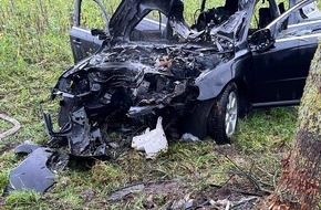 Polizei Minden-Lübbecke: POL-MI: Auto gerät nach Unfall in Brand