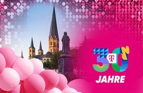 Deutsche Telekom AG: Die Telekom wird 30 und alle feiern mit: Mega-Geburtstagsprogramm in der Bonner City am 12. Juli