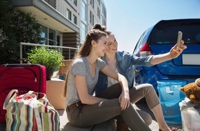 DVAG Deutsche Vermögensberatung AG: Semesterbeginn: Diese Versicherungen haben Studenten besser in der Tasche / Die DVAG erklärt, warum WG-Leben oder freundschaftliche Gefälligkeitsdienste Einfluss auf den Versicherungsbedarf haben