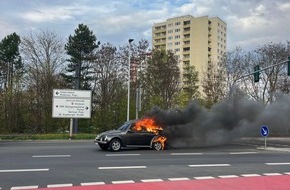 Landespolizeiinspektion Erfurt: LPI-EF: Oldtimer ausgebrannt