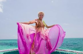 ProSieben: Schön und Meer - Heidi Klums Mädchen verzaubern beim Unterwasser-Shooting auf den Bahamas (mit Bild)