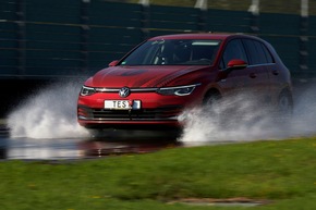 Test de pneus 4 saisons : du très bon et du très mauvais