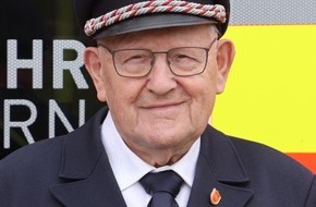 Feuerwehr Paderborn: FW Paderborn: Ehrenlöschzugführer Benhausen, Oberbrandmeister a.D. Josef Meyer verstarb am Montag, den 24. März 2025 im 93. Lebensjahr