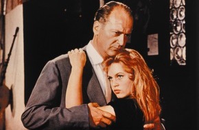 TELE 5: Brigitte Bardot hat Mario Adorf verkuppelt / Zum 75. Geburtstag der BB in der Meisterwerke Matinée auf Tele 5: 'Und immer lockt das Weib' am So., 27. Sept., 09.40 Uhr