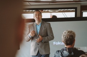 Digital Blocks GmbH: Josef Zauner von Digital Blocks über das Geheimnis erfolgreicher Handwerksunternehmer: Am Unternehmen arbeiten statt im Unternehmen