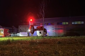 Feuerwehr Minden: FW Minden: Verkehrunfall mit 3 Schwerverletzten