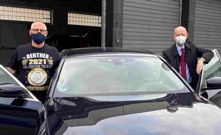 Polizei Hagen: POL-HA: Chauffeur des Polizeipräsidenten geht in den Ruhestand und erhielt eine besondere Überraschung