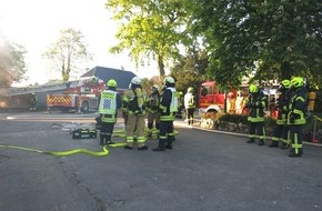 Kreisfeuerwehrverband Dithmarschen: FW-HEI: Feueralarm im Süderhastedter Pflegeheim
-Fünf Feuerwehren bei Alarmübung im Einsatz-