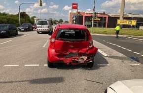 Polizeidirektion Worms: POL-PDWO: Worms - Verkehrsbehinderung wegen Unfall auf B9