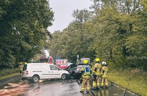 Feuerwehr Detmold: FW-DT: Verkehrsunfall auf dem Plantagenweg