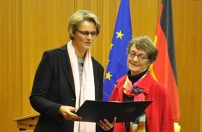 Universität Bremen: Bundesverdienstkreuz für Juraprofessorin Konstanze Plett