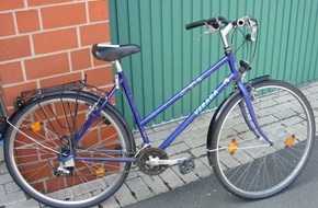 Polizeidirektion Göttingen: POL-GOE: (686/04) Aufkleber am Damenfahrrad: Radl-Sepp-Verkauf - Eigentümer gesucht Â Fahndung mit Foto