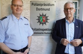 Polizei Dortmund: POL-DO: Neuer Wachleiter in Huckarde: EPHK Rolf Luckner (58) übernimmt das Ruder von Egbert Gössing