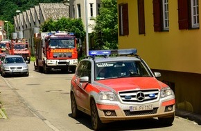 Kreisfeuerwehrverband Calw e.V.: KFV-CW: Geschaffte Feuerwehrleute von Fluthilfe in Kordel wieder zurück