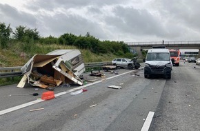 PD Main-Taunus - Polizeipräsidium Westhessen: POL-MTK: Pressemitteilung der Autobahnpolizei +++ Verletzte und langer Stau nach Unfall auf A 3 +++