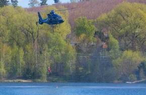 Bundespolizeidirektion Pirna: BPOLD PIR: Hubschraubergestützte Wasserrettung aus der Elbe