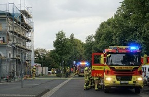 Feuerwehr Ratingen: FW Ratingen: Rauchentwicklung aus Dachstuhl des Ostbahnhofes löst größeren Feuerwehreinsatz aus