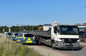 Polizeidirektion Bad Segeberg: POL-SE: 20260624.3 - Kaltenkirchen - Verkehrskontrolle in Kaltenkirchen - F&uuml;nf Autos mussten stehen bleiben