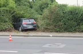 Polizei Aachen: POL-AC: Verfolgungsfahrt in Aachen - Autofahrer ohne Führerschein unterwegs