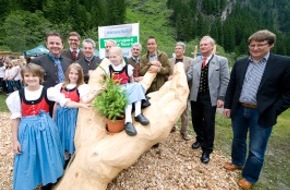 Nationalpark Hohe Tauern und Tiroler Naturparks: Bundespräsident Dr. Heinz Fischer und Umweltminister DI Niki
Berlakovich eröffnen Klimaschule