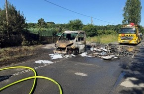 Kreispolizeibehörde Unna: POL-UN: Werne - Brand eines vollelektrischen Kleintransporters
