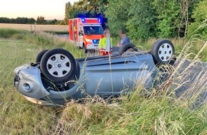 Polizei Mettmann: POL-ME: Mit Auto überschlagen: 18-Jährige hatte mehrere Schutzengel - Ratingen - 2206100