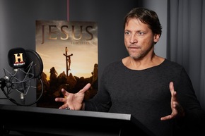 Einst Silas, jetzt Jesus: Patrick Bach leiht für neue HISTORY-Event-Serie Jesus Christus seine Stimme